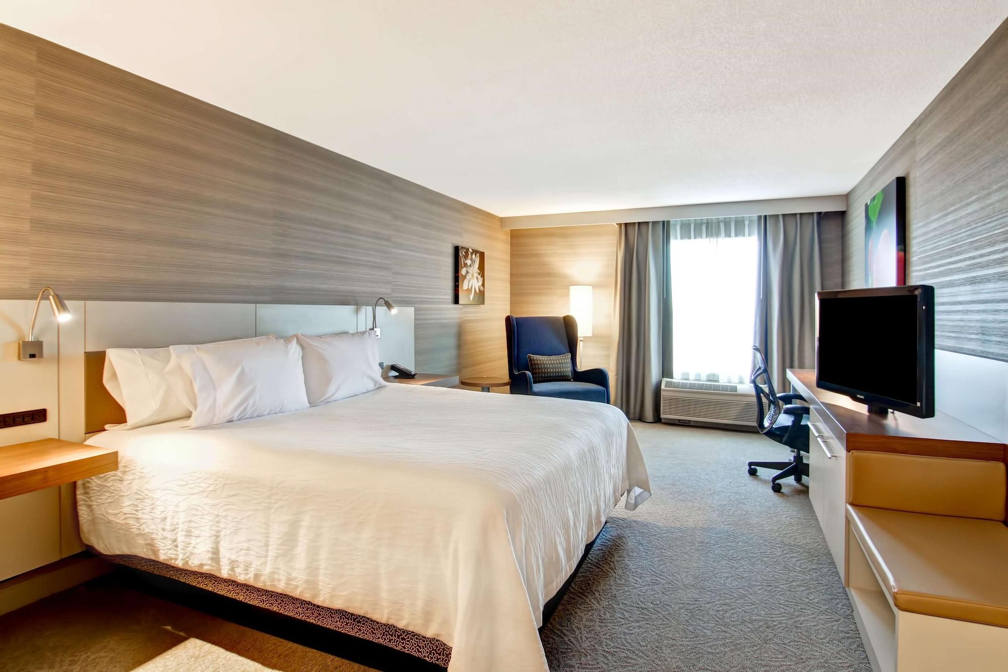 Hilton Garden Inn Toronto/Mississauga Exterior photo