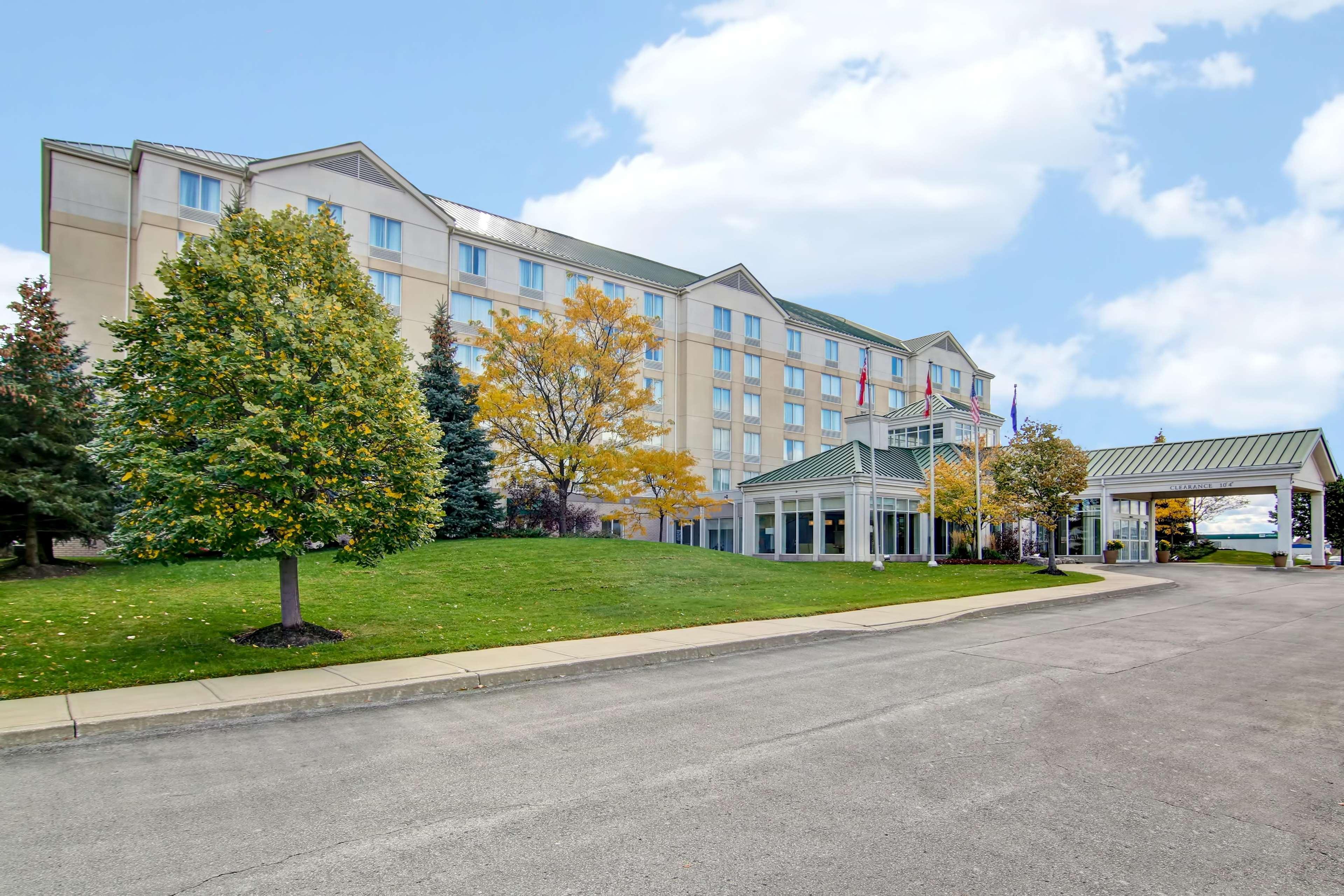 Hilton Garden Inn Toronto/Mississauga Exterior photo