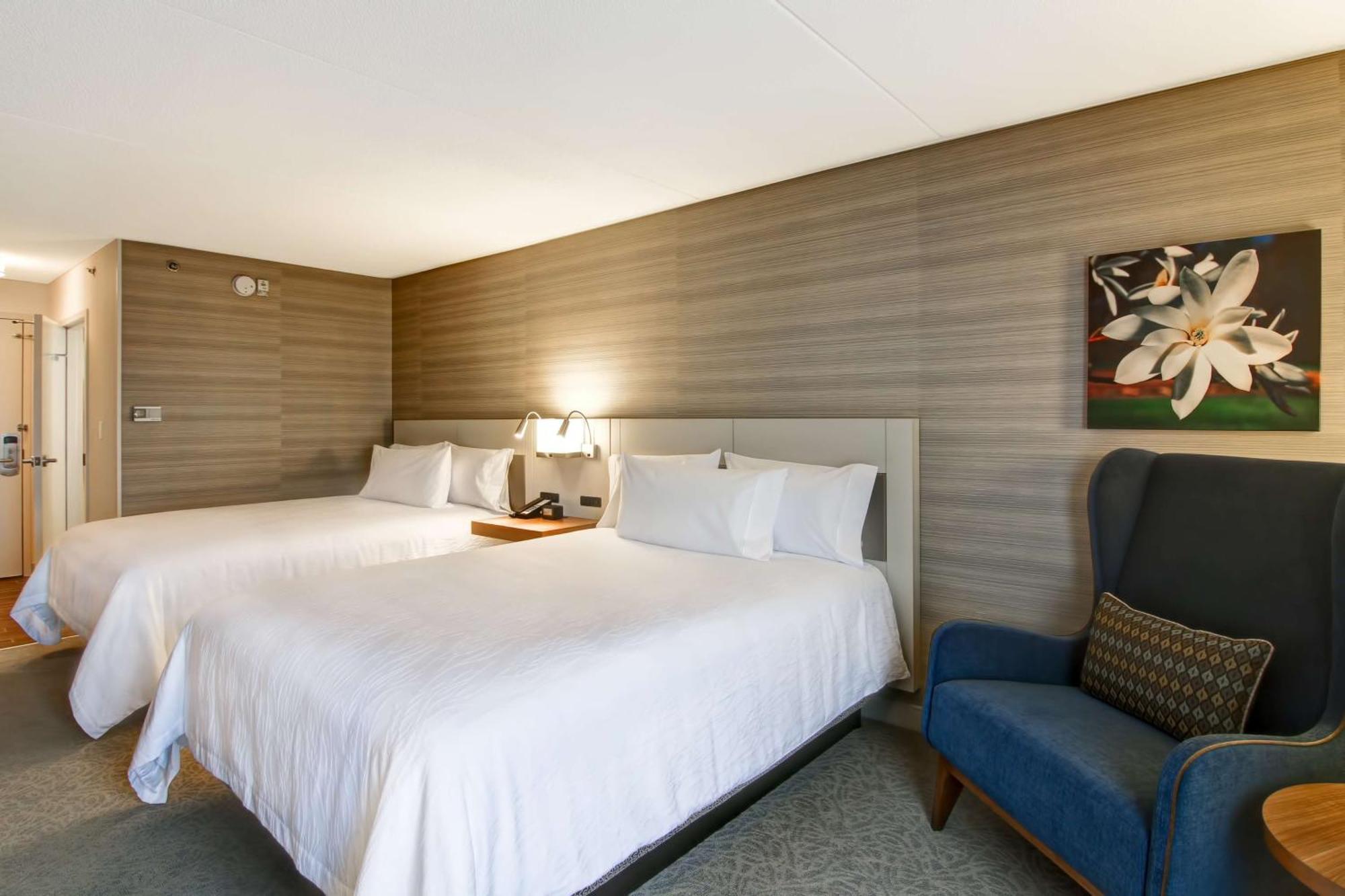 Hilton Garden Inn Toronto/Mississauga Exterior photo