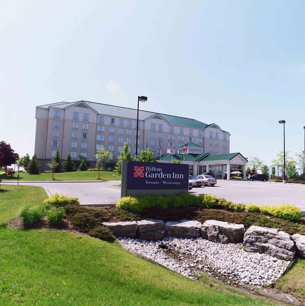 Hilton Garden Inn Toronto/Mississauga Exterior photo